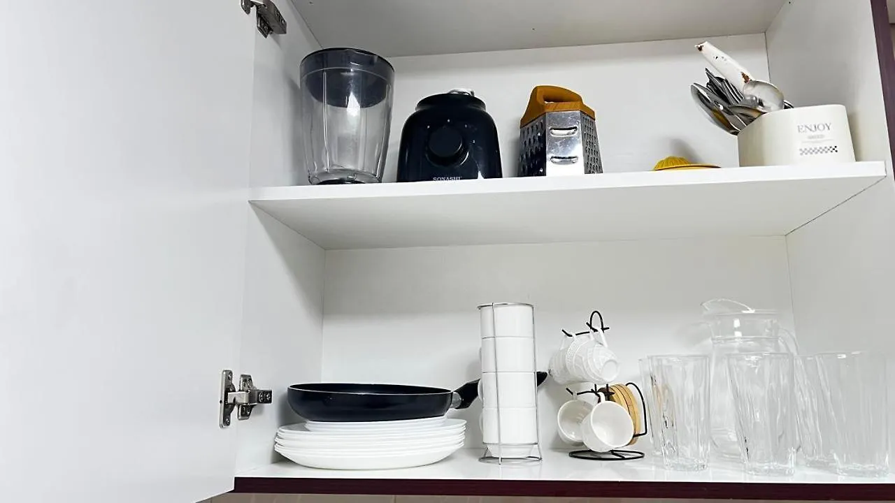 Apartamento Rest House Hostel Abu Dabi