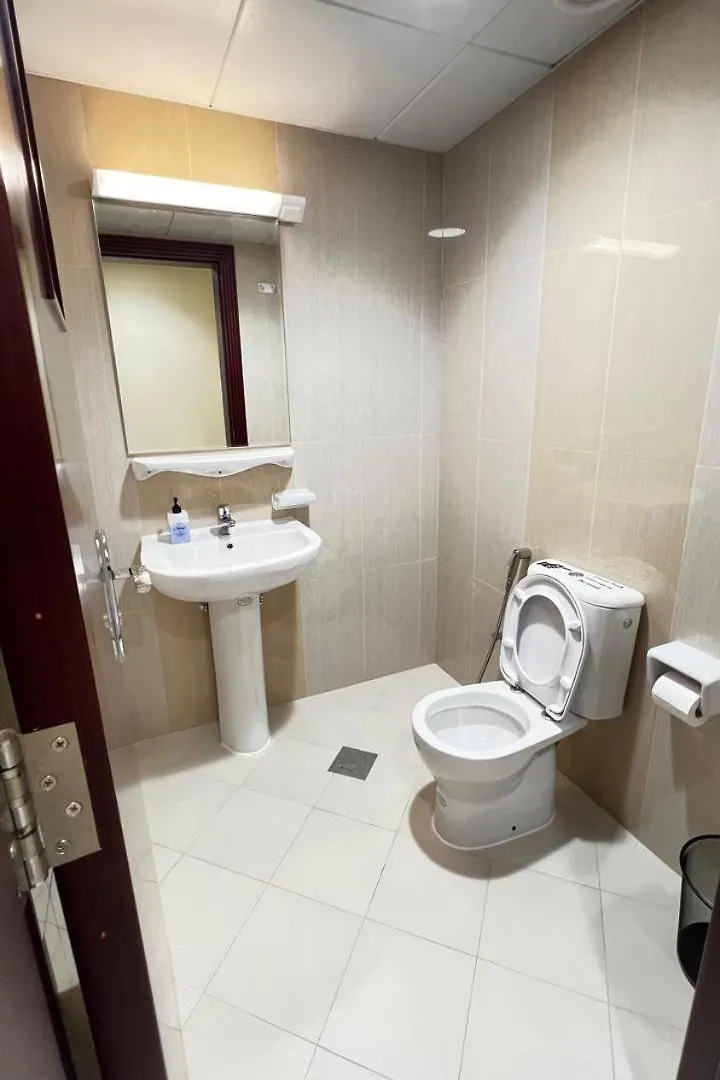 Apartamento Rest House Hostel Abu Dabi Emiratos Árabes Unidos