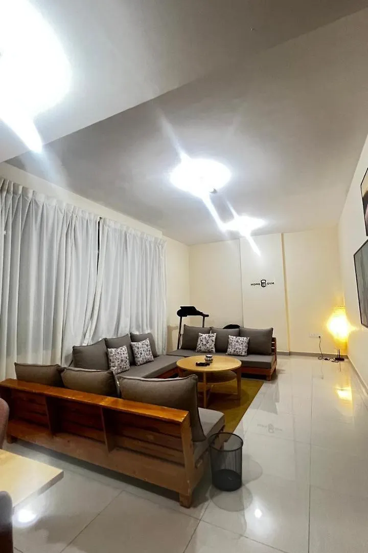 Apartamento Rest House Hostel Abu Dabi