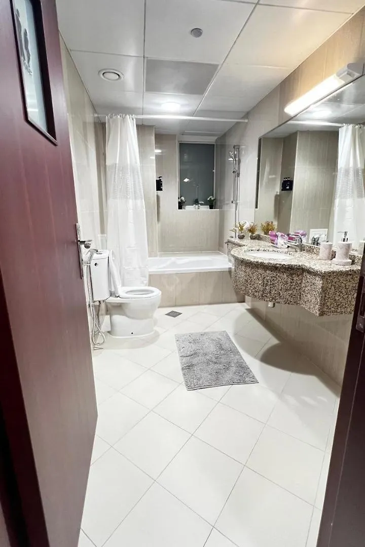 Rest House Hostel Абу-Даби
