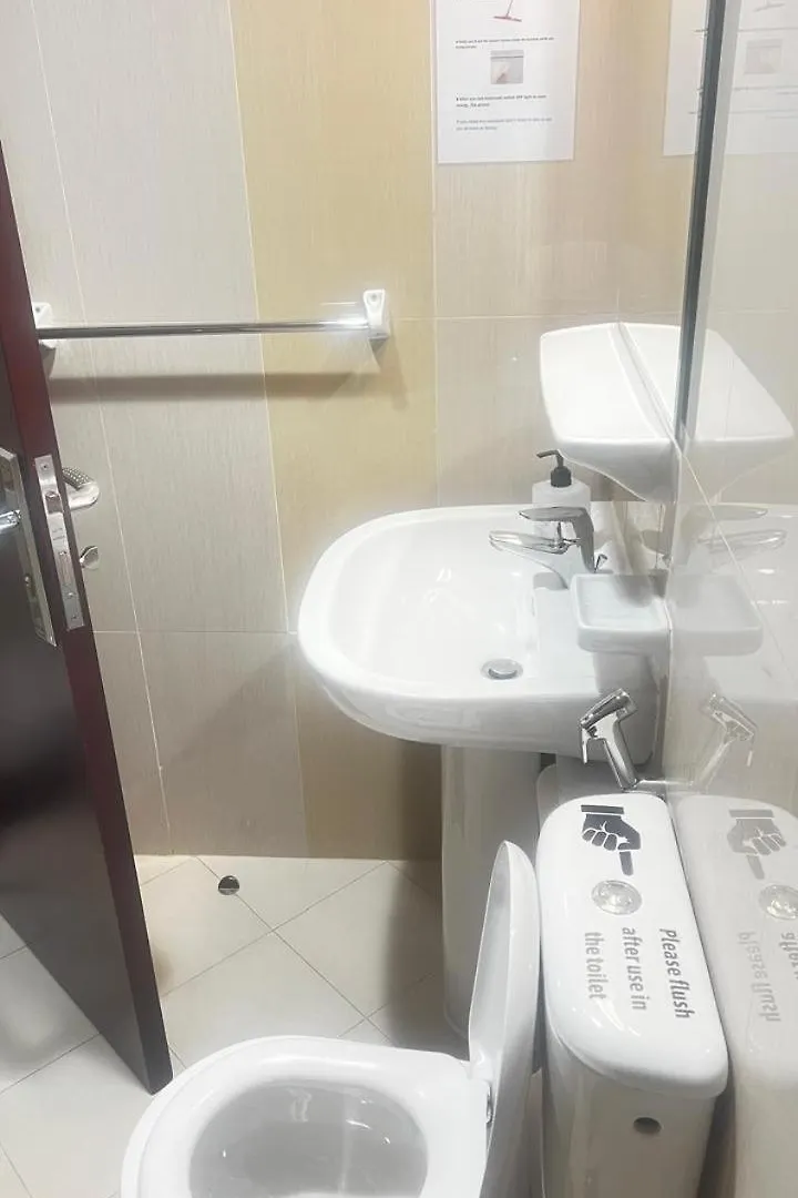 Rest House Hostel Абу-Даби 0*,